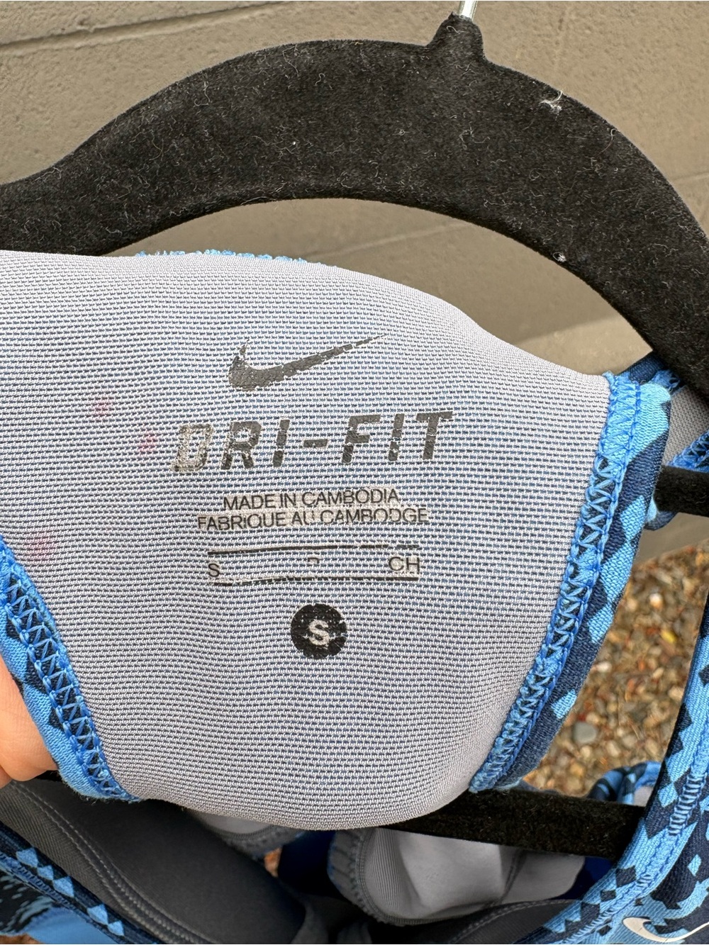 Nike Blue Patterned Dri-FIT Racerback Sports Tank - Picture 4 of 4